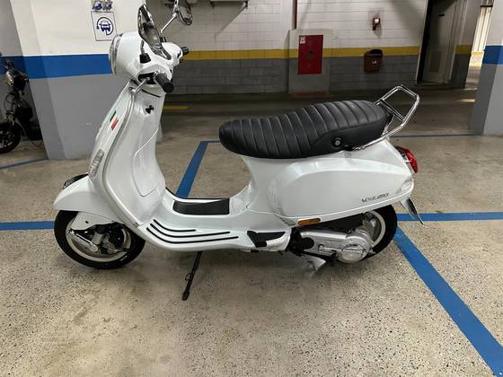 VESPA CLASSIC VXL 150 